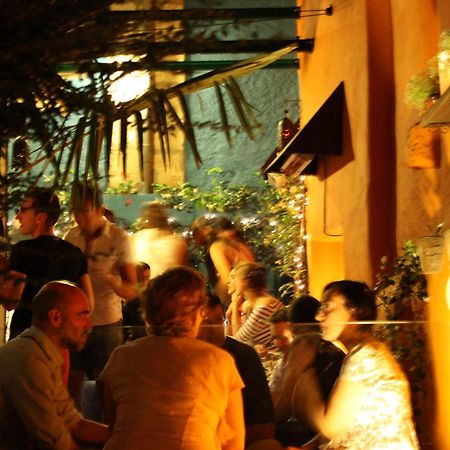 Albergue Revolutum Hostel Salamanca Dış mekan fotoğraf