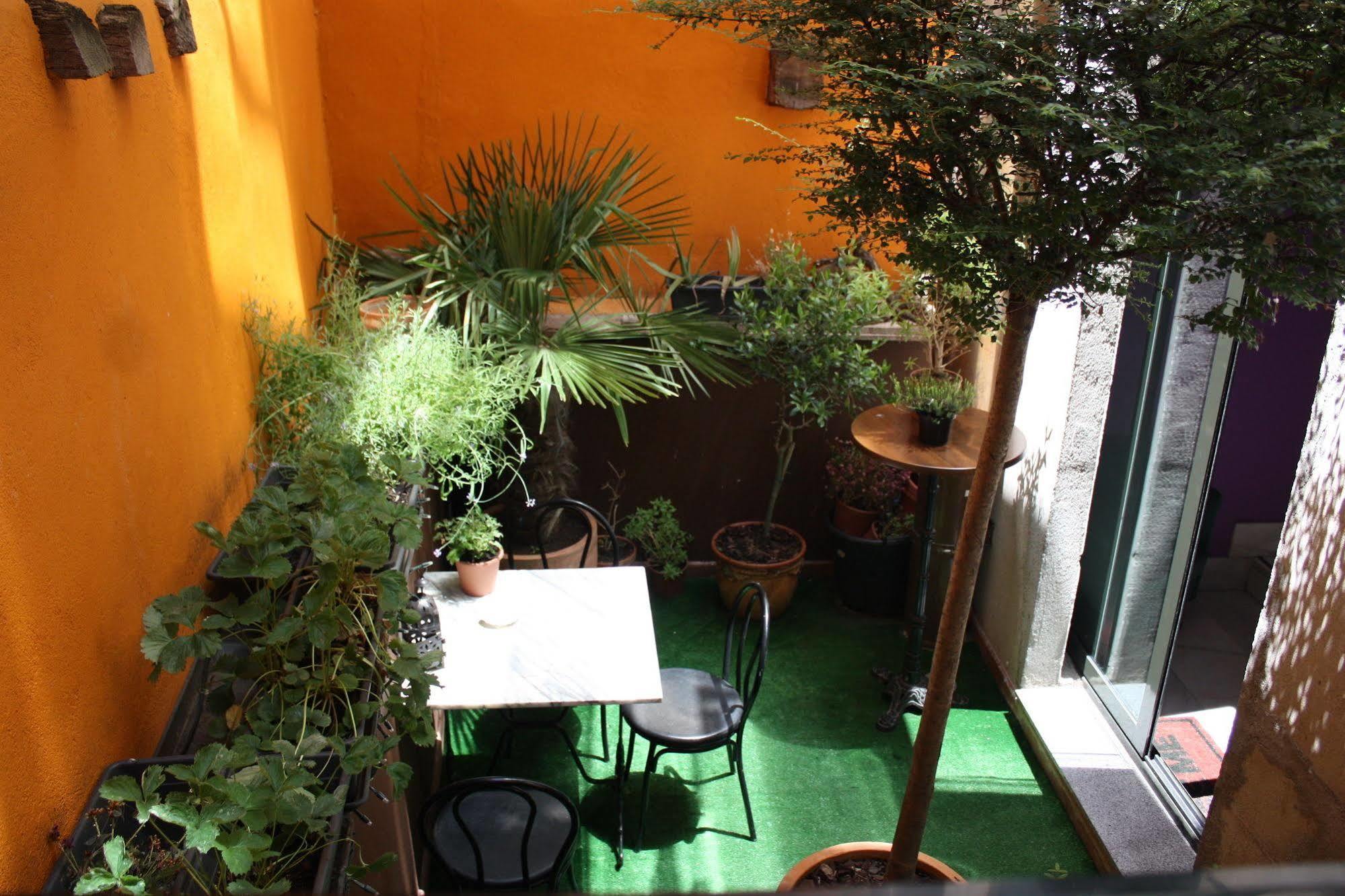 Albergue Revolutum Hostel Salamanca Dış mekan fotoğraf